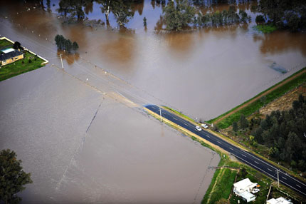 Масова евакуация в Австралия заради потопа