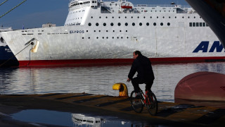 Стачката на моряците в Гърция продължава