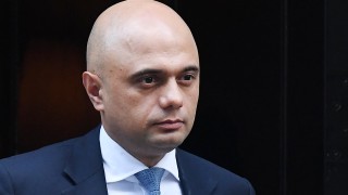 Британският здравен министър е с коронавирус