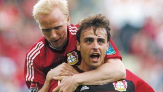 Байер Леверкузен откри българската звезда Димитър Бербатов за големия футбол