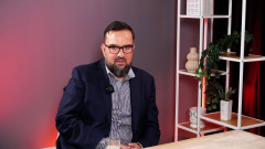 "Положението с дълга не е розово, но не е и толкова драматично"
