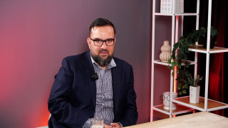 "Положението с дълга не е розово, но не е и толкова драматично"