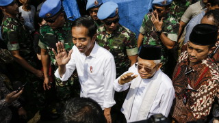 Индонезийският президент Джоко Видодо е преизбран за втори мандат показват