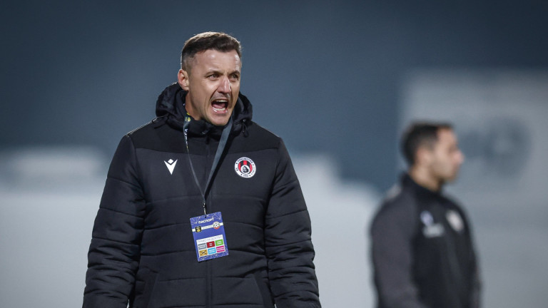 Станислав Генчев извежда Локо за последно