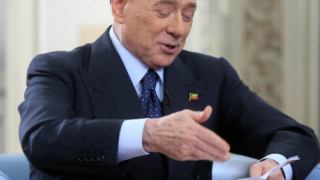 Берлускони тропна по масата: Искам Шампионска лига 