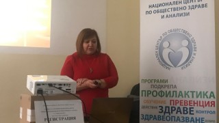 Не трябва да чакаме държавата да защитава правата на човека