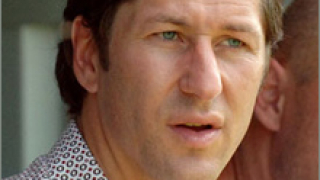 Дарко Миланич поема Словения