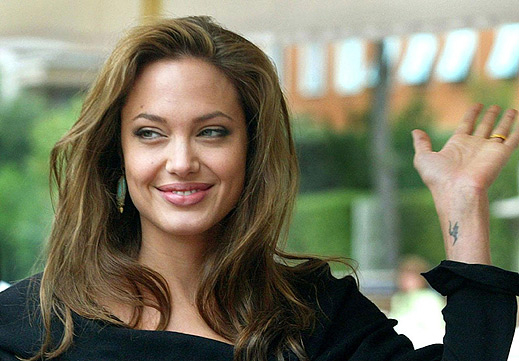 Анджелина Джоли отново начело в класация за сексапил