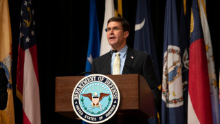 Министърът на отбраната на САЩ Марк Еспер призова Гърция да