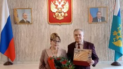 Румен Петков поздрави Елеонора Митрофанова по случай 8 март