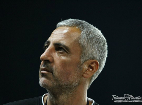 Бащата викна Бадема за Славия