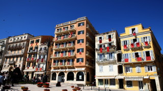Гръцки хотелиери искат облекчен достъп на туристи през България