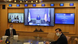 Израел и Косово установиха дипломатически отношения