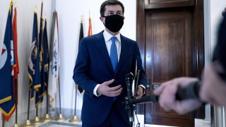 Сенатът на САЩ горната камара на американския Конгрес утвърди Пийт