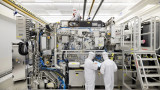  ASML ще влага по €100 милиона годишно във фабриката в Берлин 