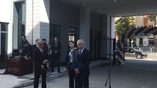 Здравният министър проф Николай Петров коментира от Пловдив затрудненото финансово