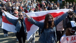 Има арестувани на женското шествие в беларуската столица Минск съобщи