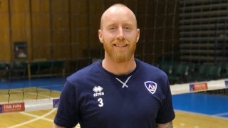 Бившият национал на Великобритания и Шотландия Марк Макгивърн ще подсили