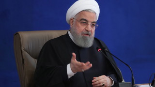 Рохани предупреди хардлайнерите да не се месят в ядрената политика на Иран