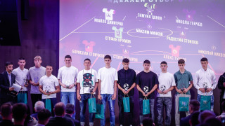 Мегазвездата на българския футбол Христо Стоичков президентът на БФС Георги