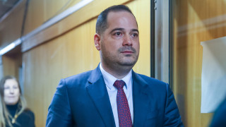 Депутатите изчакват МВР шефа да докладва за бежанците в София