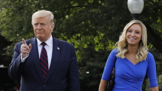 Американският президент Доналд Тръмп напуска болницата в която бе настанен