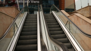 Според новите данни във Великобритания броят на празните търговски центрове