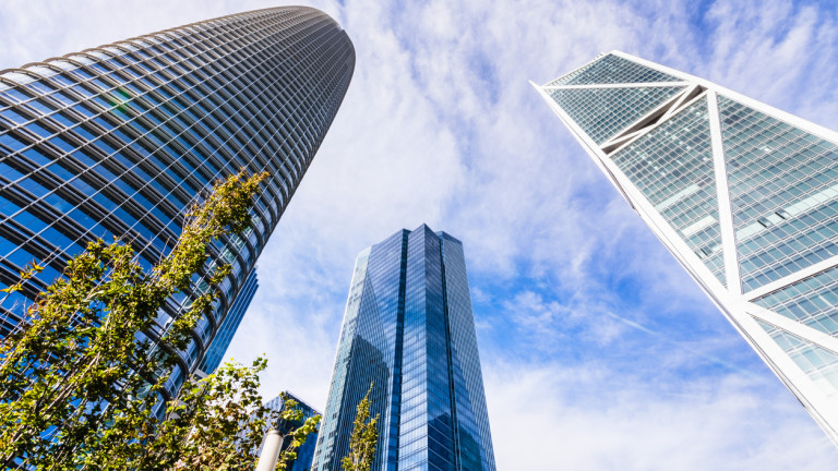 Луксозен небостъргач в Сан Франциско потъва и се накланя с по 7 см на година