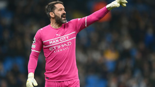 Вратарят на Манчестър Сити Скот Карсън подписа нов договор съобщиха