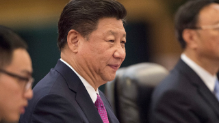 Китайският президент затяга контрола в Комунистическата партия, тръгва срещу "заговорите"