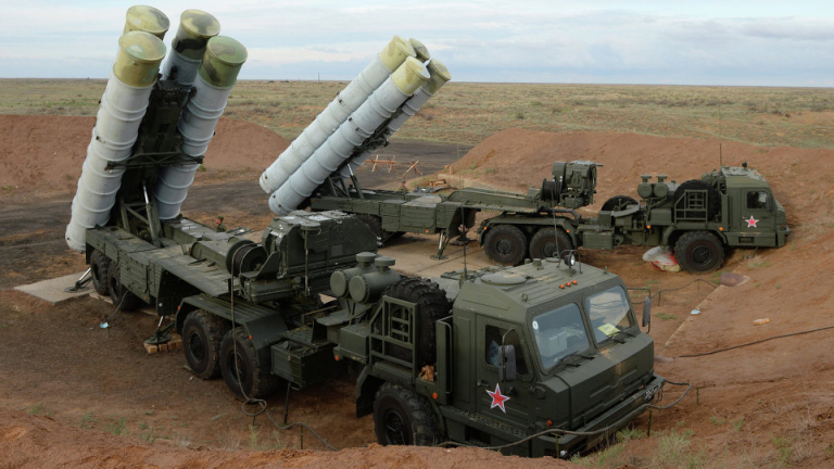 САЩ предпазливи с руските дивизиони С-400 в Крим