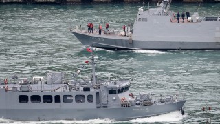 Китайската армия проведе в сряда мащабни военни учения с бойни