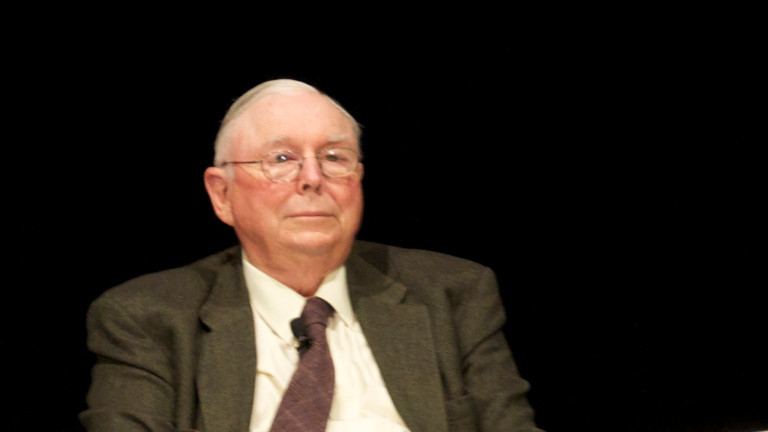 Рецептата за дълъг, успешен и щастлив живот на 95-годишния милиардер Чарли Мънгър