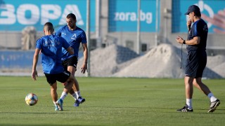 Отборът на Левски ще проведе подготвителен лагер в Добринище пише
