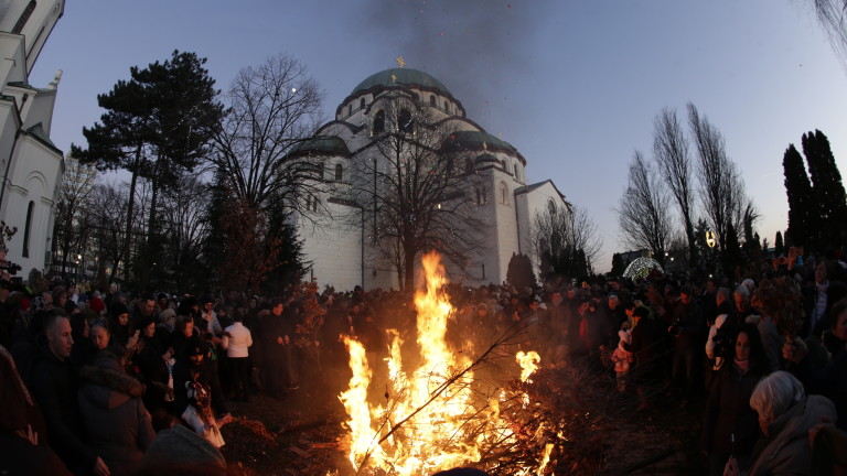 Сръбската църква поведе протест срещу "страданията" на сърбите на Балканите