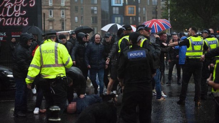 Размирици в Глазгоу след демонстрация в подкрепа на единството на Ирландия