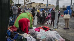 Лос Анджелис обяви извънредно положение заради бездомниците 