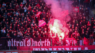 Полицията арестува няколко фена на ЦСКА преди дербито с Локомотив