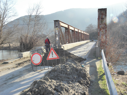 45 дни мост над Струма стои затворен