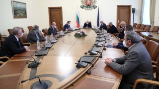 Противоепидемичните мерки в България дават резултат в страната вече няма
