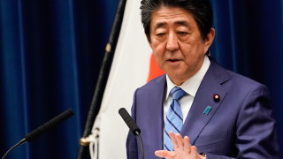 Японският премиер Шиндзо Абе коментира че огнището на коронавирус в