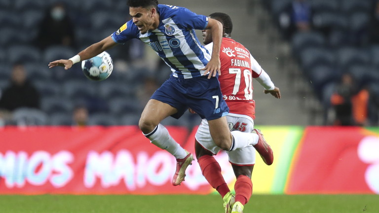 Луис Диас мина медицински прегледи, подписва с Ливърпул до часове