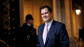 Британският министър за имиграцията пристигна на работно посещение в България