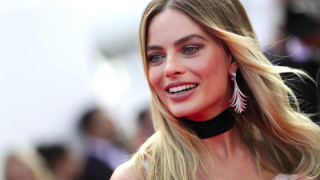 Явно Марго Роби държи на своите фенове и милиони последователи