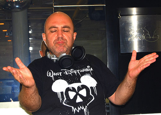 Български DJ пуска в Маями