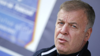 Левски прие поканата на министър Радостин Василев