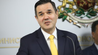 Икономическият министър Никола Стоянов очаква да е под 10 съобщава