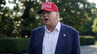 Президентът на САЩ Доналд Тръмп защити бившия бразилски президент Жаир