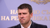 Величие: Парите отиват при хотелиери, а здравеопазването остава без средства