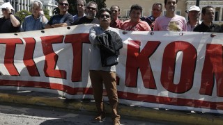 Гръцки депутати одобриха продажбата на тецове на Public Power Corp PPC